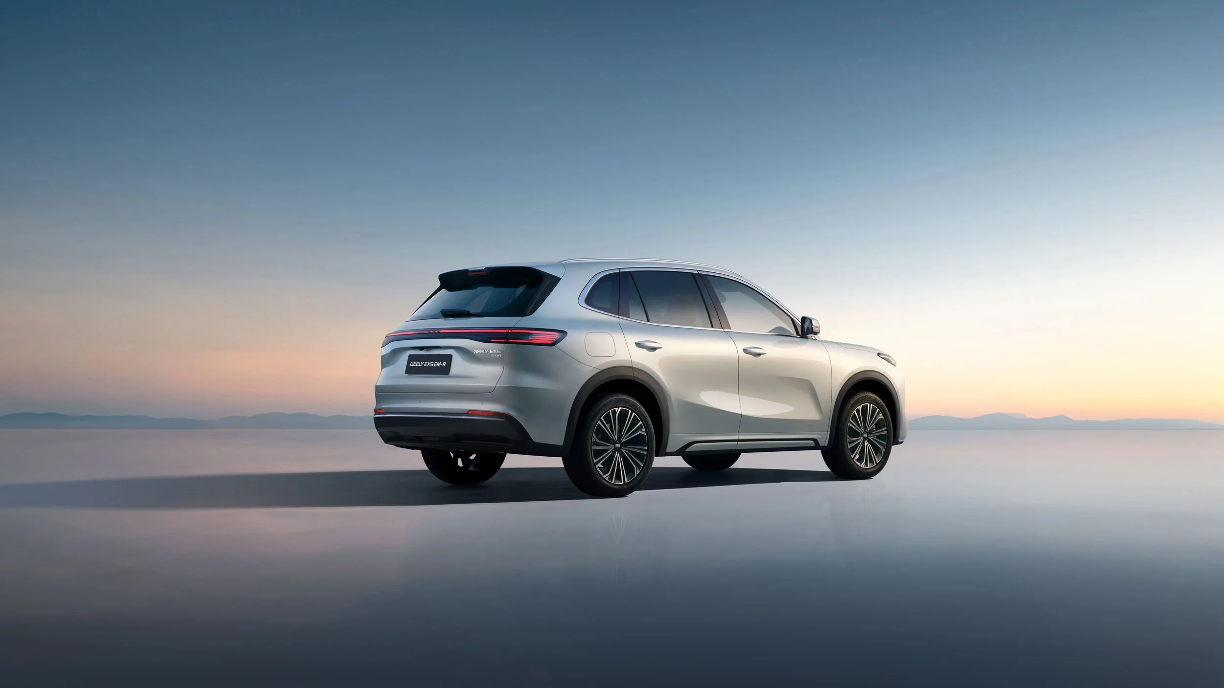 Geely EX5 EM-R Гибрид.webp